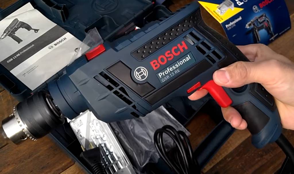 Unboxing: Taladro para Hormigón Bosch Professional GSB 13 RE